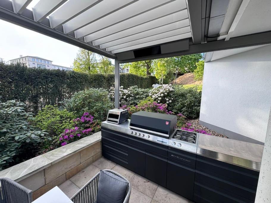 Beheizbarer Pool - Zentral & Modern Mit Elbzugang! Vakantiehuis